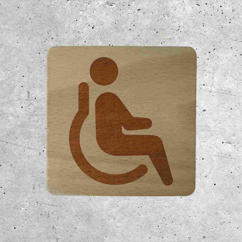 Plaque de porte en bois PMR toilettes handicapés design