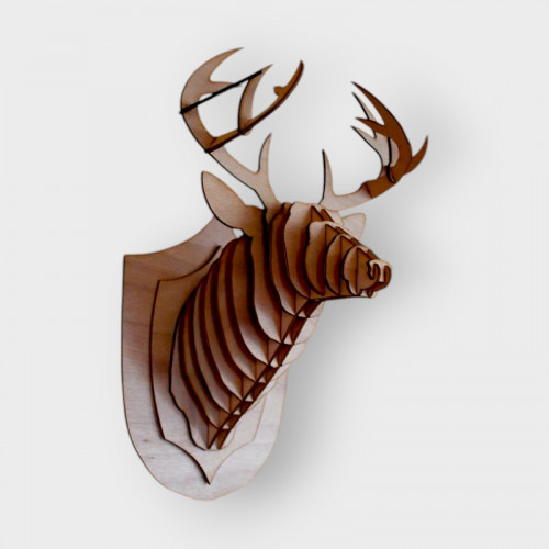 Tête de cerf en bois